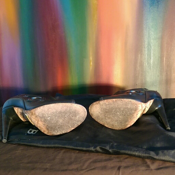 L.A.M.B. Raina Bootie - Picture 5 of 8